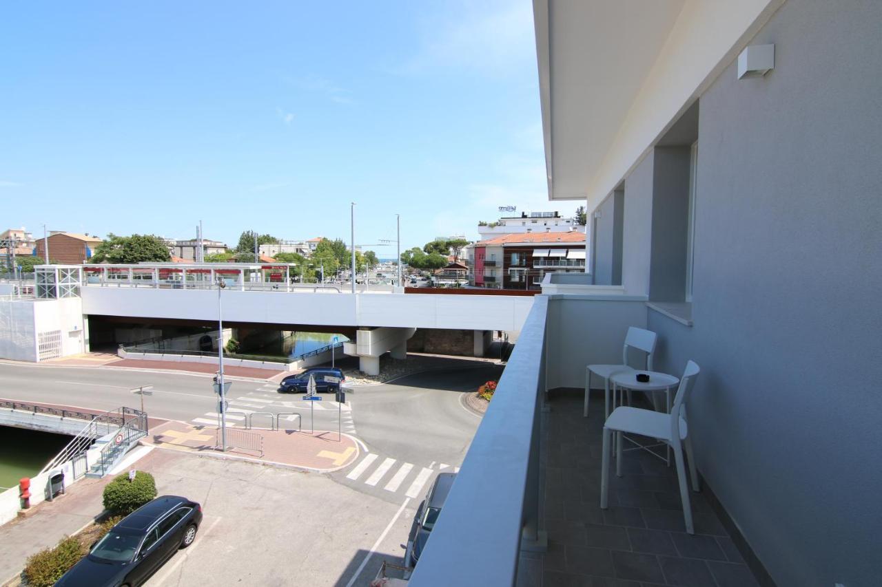 Arcioun Suite Riccione Exterior foto