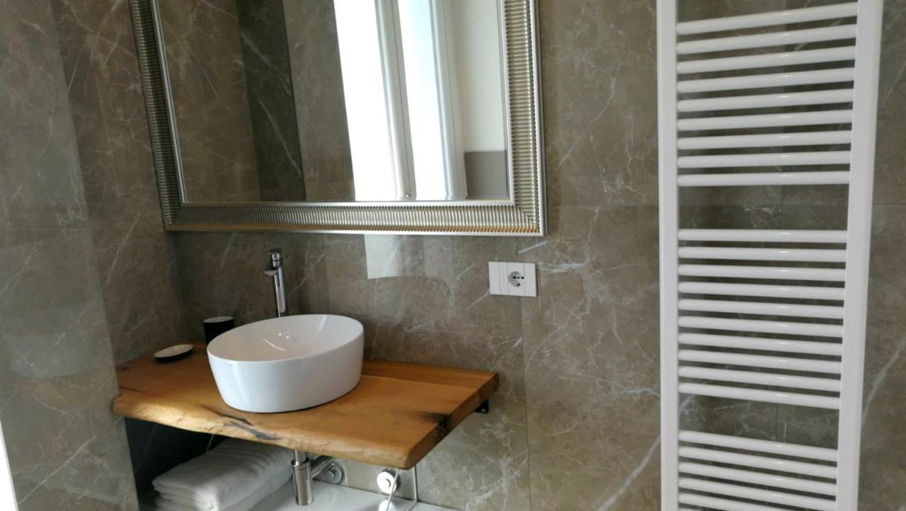 Arcioun Suite Riccione Exterior foto