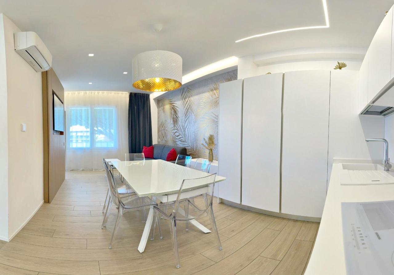 Arcioun Suite Riccione Exterior foto