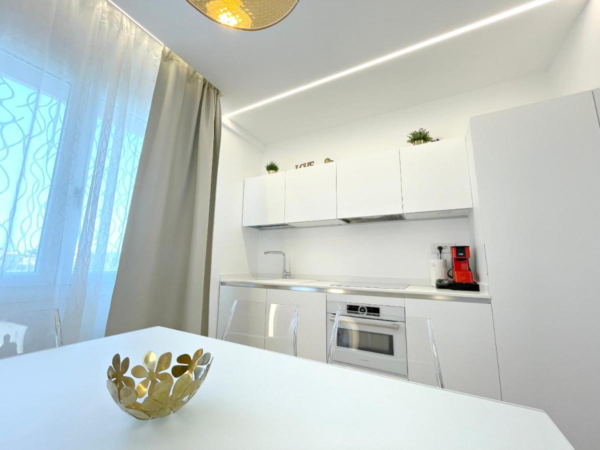 Arcioun Suite Riccione Exterior foto